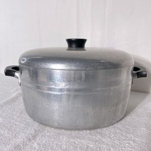 Vintage Wear Ever Aluminum Stock Pot W Black Handles